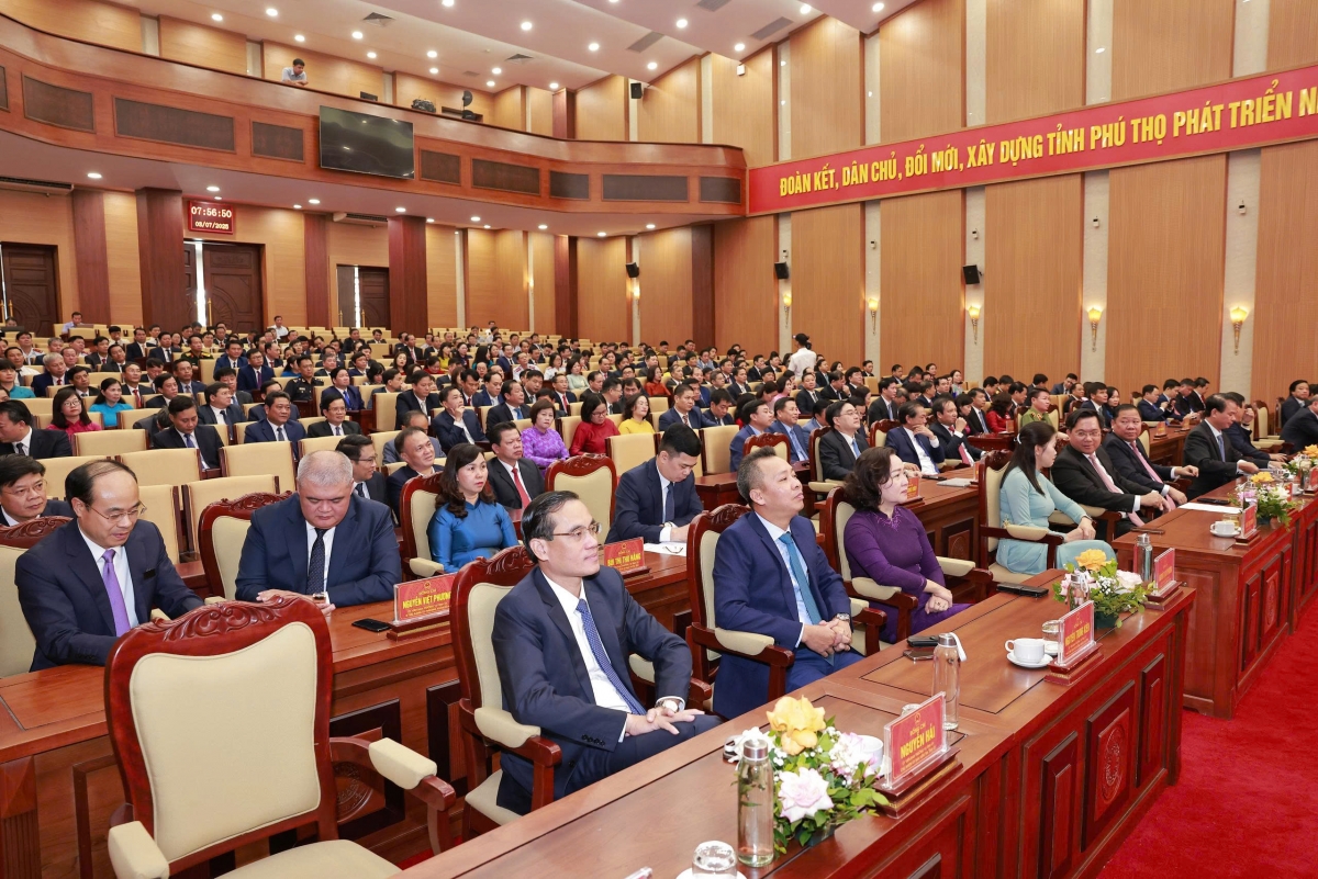 bi thu phu tho Dang xuan phong xay dung phu tho moi vuon minh cung dat nuoc hinh anh 2