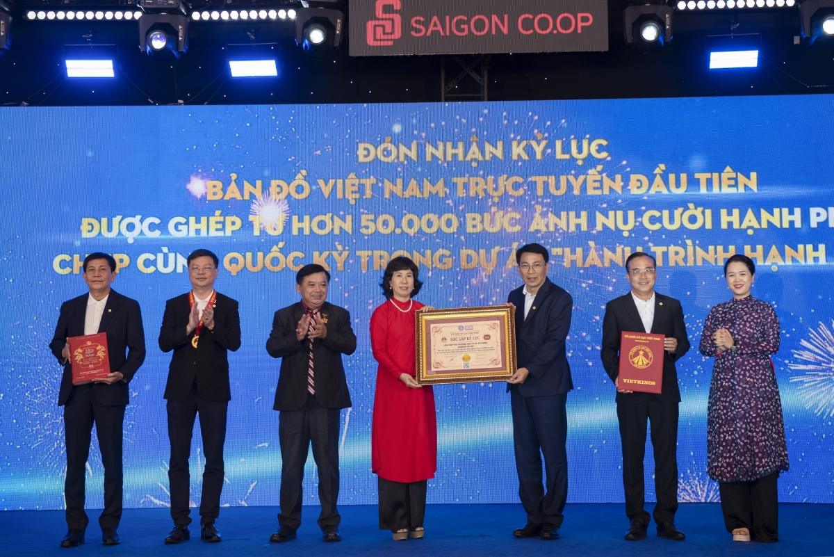 Saigon Co.op tự hào viết tiếp câu chuyện hơn 35 năm kiến tạo hạnh phúc