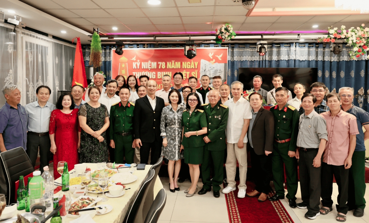 Kỷ niệm Ngày Thương binh - Liệt sĩ 27/7 tại Hungary