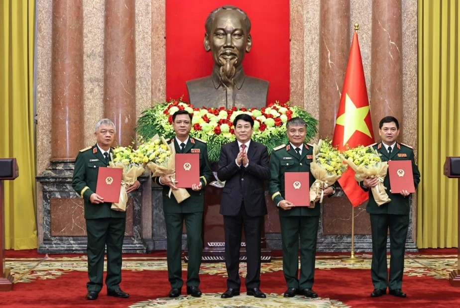 state president confers ranks of general and senior lieutenant general picture 2 state president confers ranks of general and senior lieutenant general picture 2