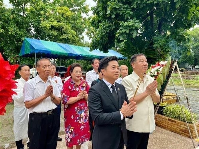 vietnamese people in thailand commemorate martyrs picture 1 vietnamese people in thailand commemorate martyrs picture 1