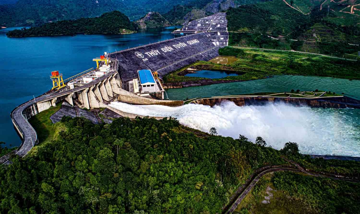 thủy điện tuyên quang mở cửa xả đáy đảm bảo an toàn hạ du hình ảnh 1 thuy dien tuyen quang mo cua xa day dam bao an toan ha du hinh anh 1