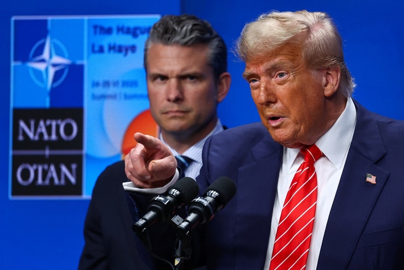 Tổng thống Mỹ Donald Trump và Bộ trưởng Quốc phòng Pete Hegseth tại Hội nghị thượng đỉnh NATO ở The Hague, Hà Lan. Ảnh: Reuters Tổng thống Mỹ Donald Trump và Bộ trưởng Quốc phòng Pete Hegseth tại Hội nghị thượng đỉnh NATO ở The Hague, Hà Lan. Ảnh: Reuters