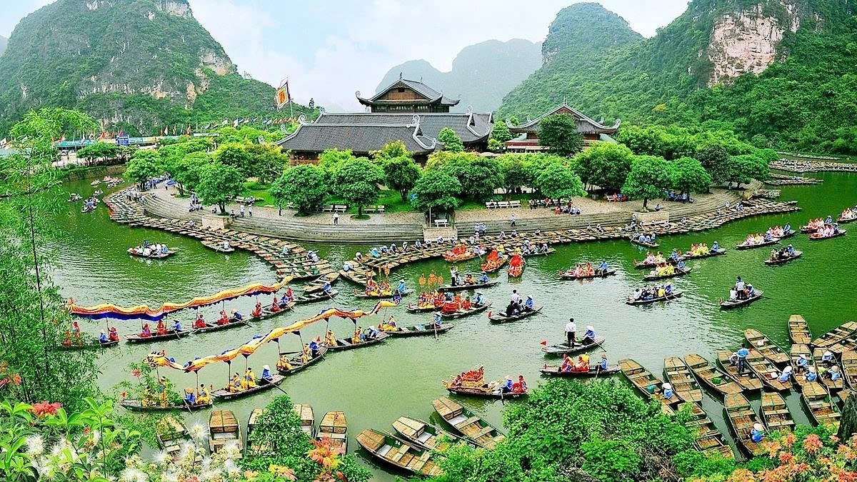 vietnam s rich heritage and natural beauty lure int l film productions picture 1 vietnam s rich heritage and natural beauty lure int l film productions picture 1