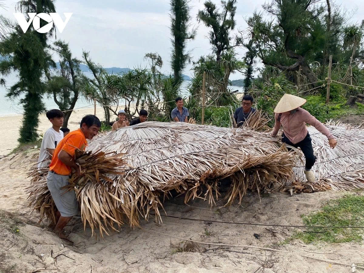 northern vietnam ramps up storm preparedness as typhoon wipha approaches picture 9