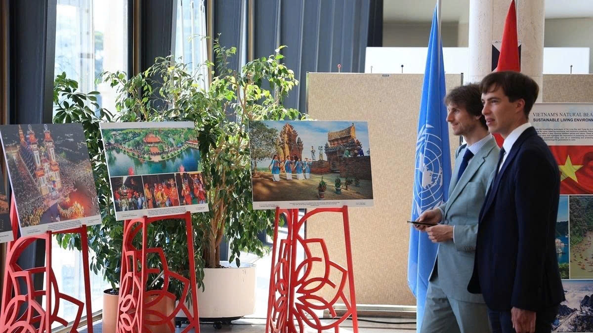 photo exhibition showcases vietnam s human rights achievements at un picture 1