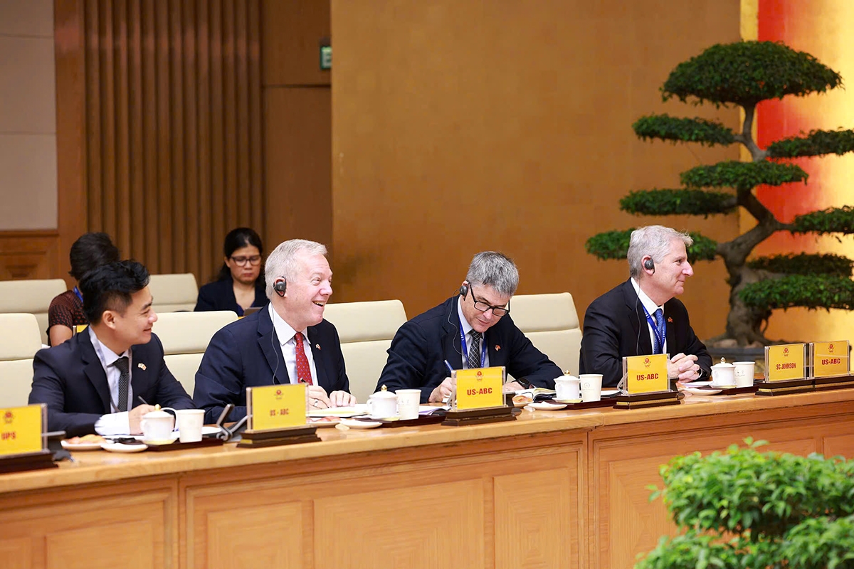 vietnam commits stronger reforms to foster fair, sustainable investment climate picture 2 vietnam commits stronger reforms to foster fair, sustainable investment climate picture 2