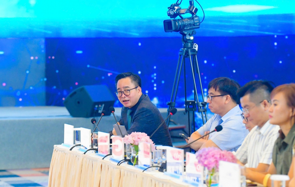 chuyển đổi số khu vực công để xây dựng một nền tảng tăng trưởng mới hình ảnh 3 chuyen doi so khu vuc cong de xay dung mot nen tang tang truong moi hinh anh 3