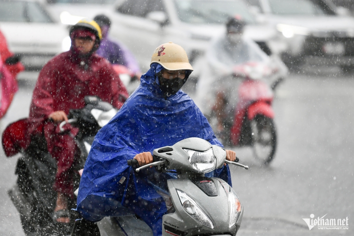 nhiều trường cho học sinh tan sớm hoặc tạm nghỉ để tránh bão wipha hình ảnh 1 nhieu truong cho hoc sinh tan som hoac tam nghi de tranh bao wipha hinh anh 1