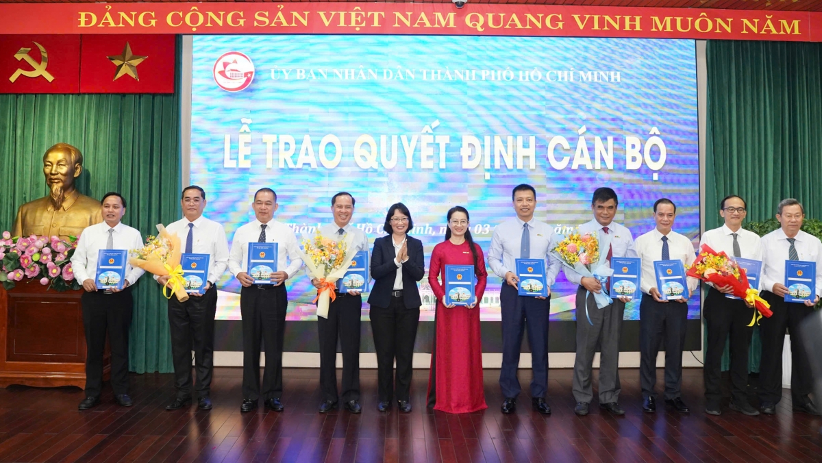 danh sách lãnh đạo các cơ quan báo chí, đơn vị sự nghiệp công lập thuộc tp.hcm hình ảnh 3 danh sach lanh dao cac co quan bao chi, don vi su nghiep cong lap thuoc tp.hcm hinh anh 3