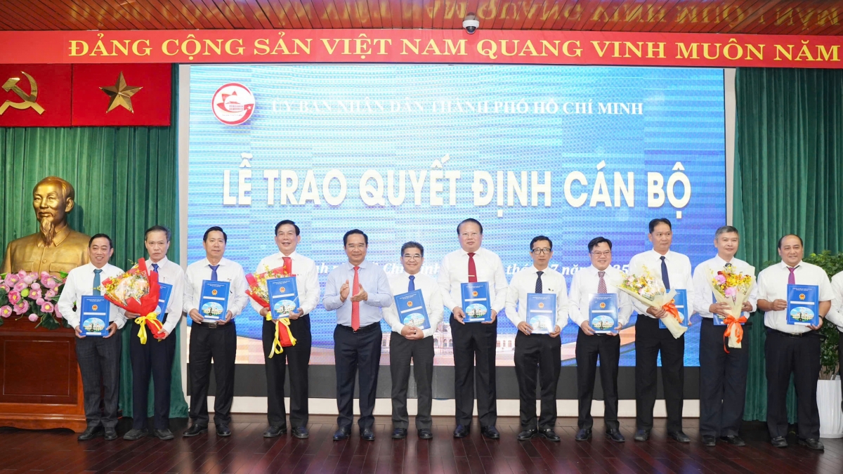 danh sách lãnh đạo các cơ quan báo chí, đơn vị sự nghiệp công lập thuộc tp.hcm hình ảnh 2 danh sach lanh dao cac co quan bao chi, don vi su nghiep cong lap thuoc tp.hcm hinh anh 2