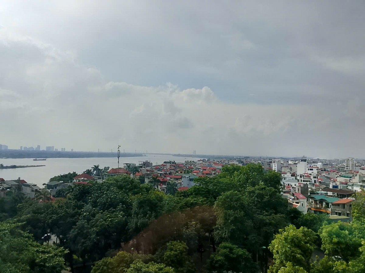 Sông Hồng nhem nhuốc, cần sớm cải tạo cảnh quan ven sông