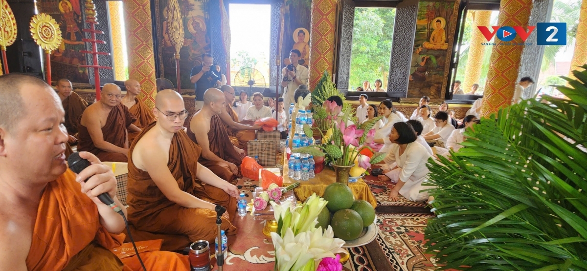 trang nghiêm lễ dâng y tắm mưa tại làng văn hóa hình ảnh 7 trang nghiem le dang y tam mua tai lang van hoa hinh anh 7