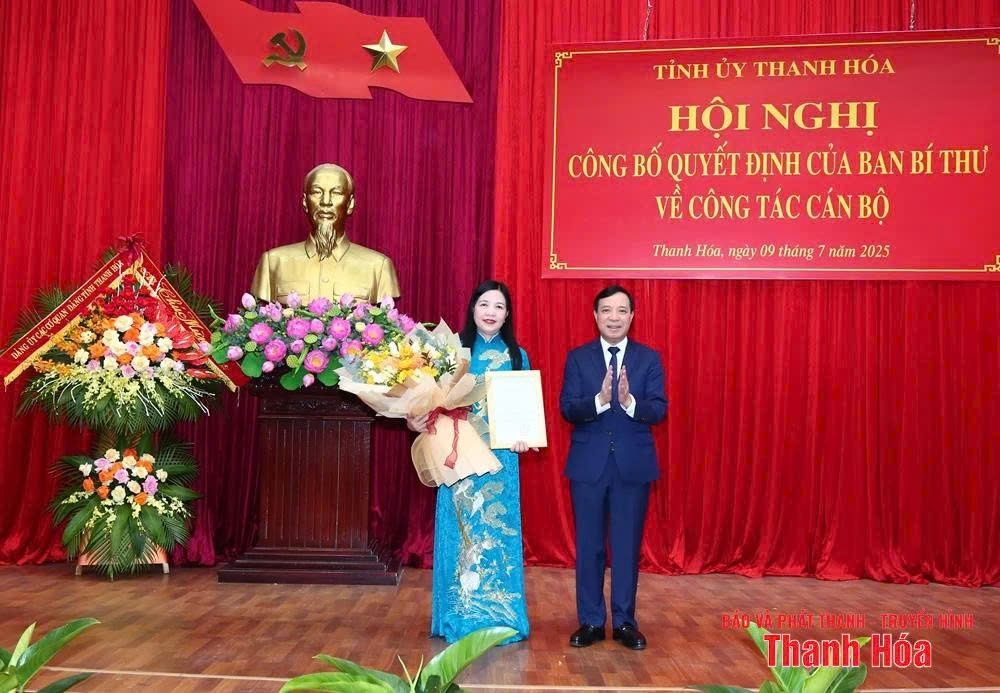 bà phạm thị thanh thủy giữ chức chủ nhiệm Ủy ban kiểm tra tỉnh ủy thanh hóa hình ảnh 1 ba pham thi thanh thuy giu chuc chu nhiem Uy ban kiem tra tinh uy thanh hoa hinh anh 1