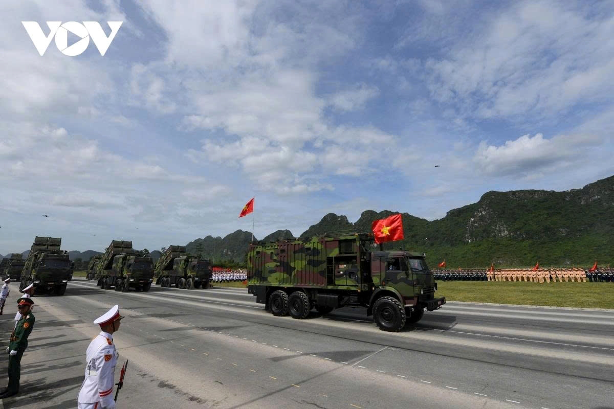 modern military equipment mobilised for rehearsal ahead of national day parade picture 10 modern military equipment mobilised for rehearsal ahead of national day parade picture 10