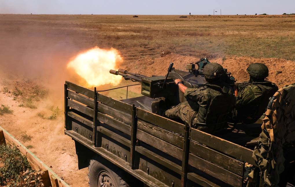 4 mui giap cong, 1 muc tieu nga vay ep nghet tho phong tuyen ukraine o donetsk hinh anh 1