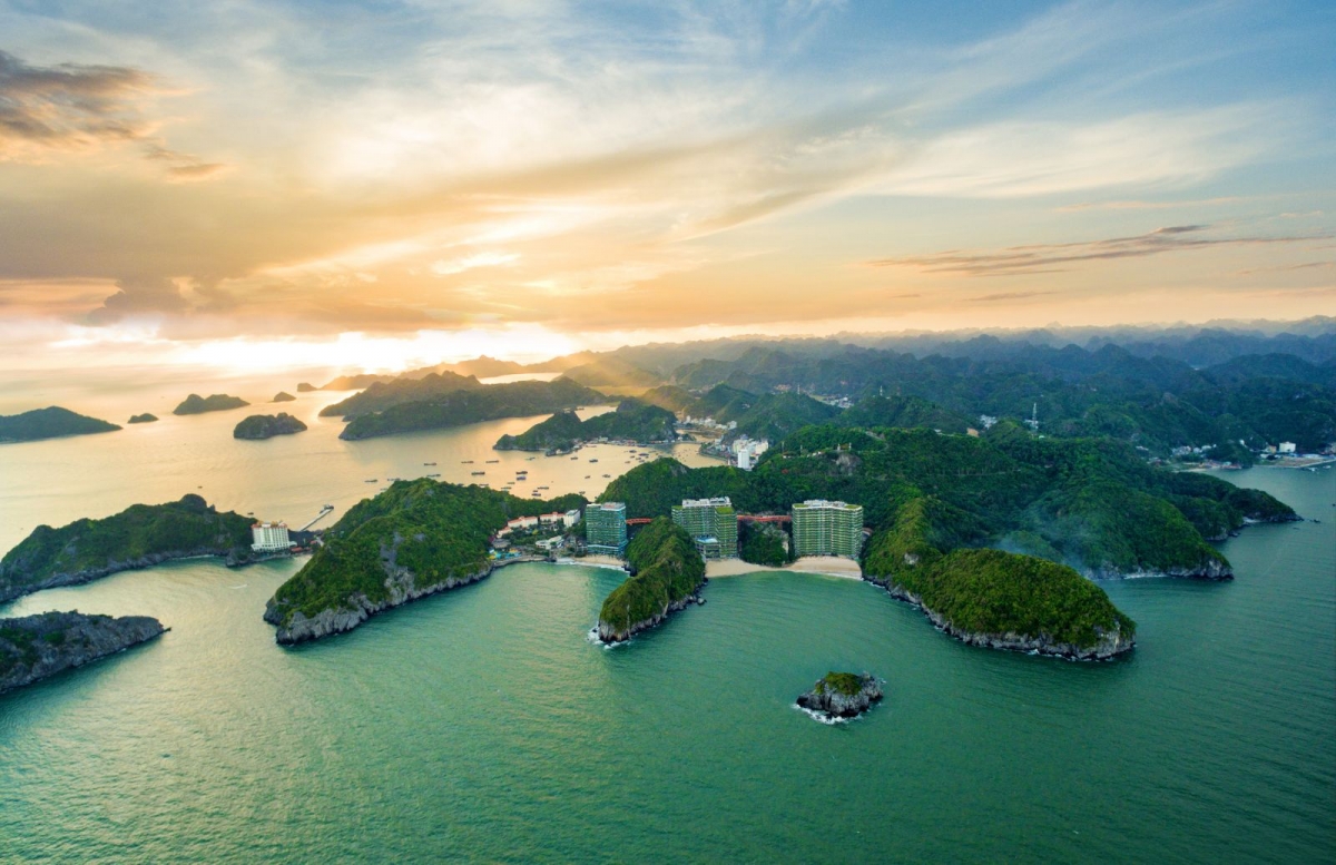 giai ma suc hut ben vung va tiem nang du lich suot 4 mua tai flamingo cat ba resorts hinh anh 2