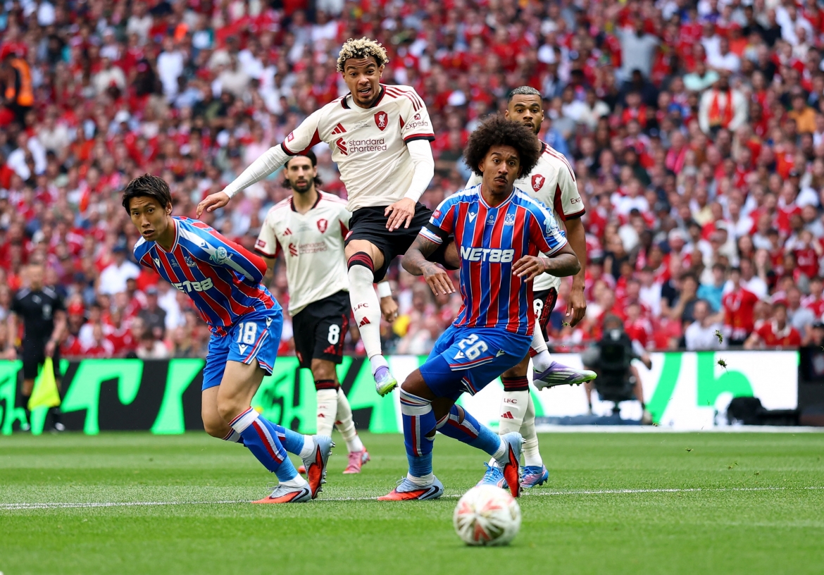 crystal palace thang kich tinh liverpool de gianh sieu cup anh hinh anh 27