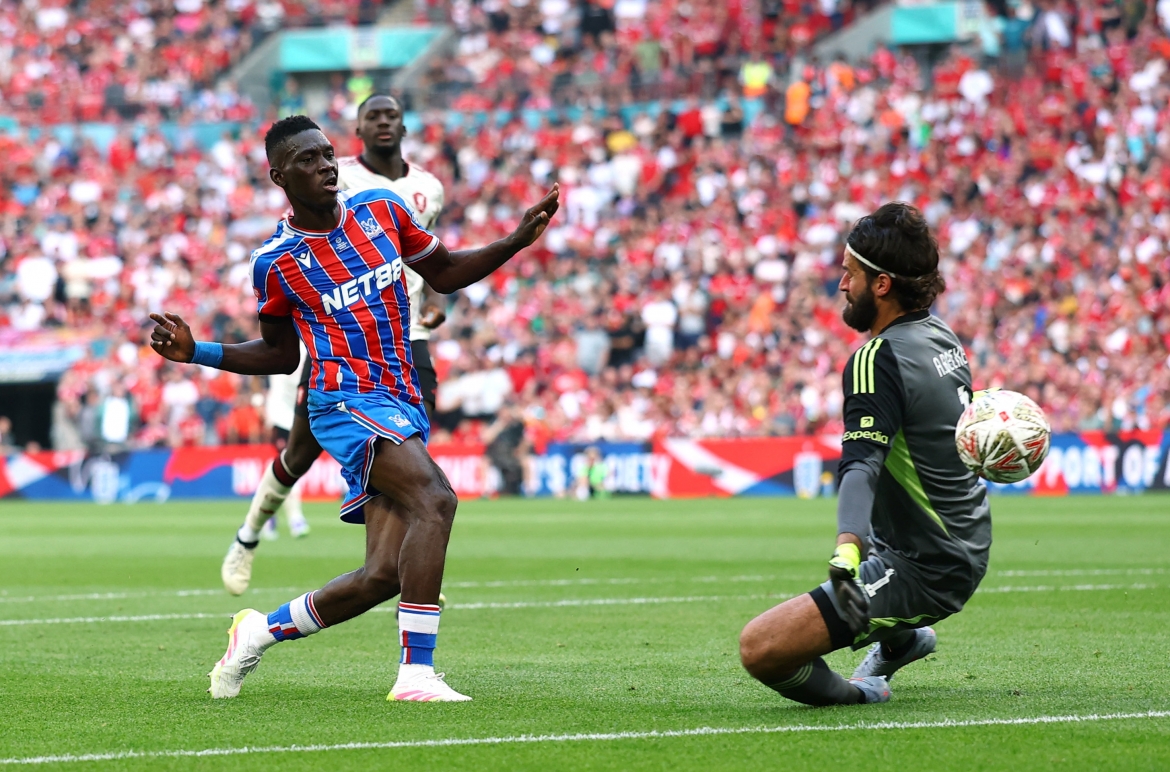 crystal palace thang kich tinh liverpool de gianh sieu cup anh hinh anh 36
