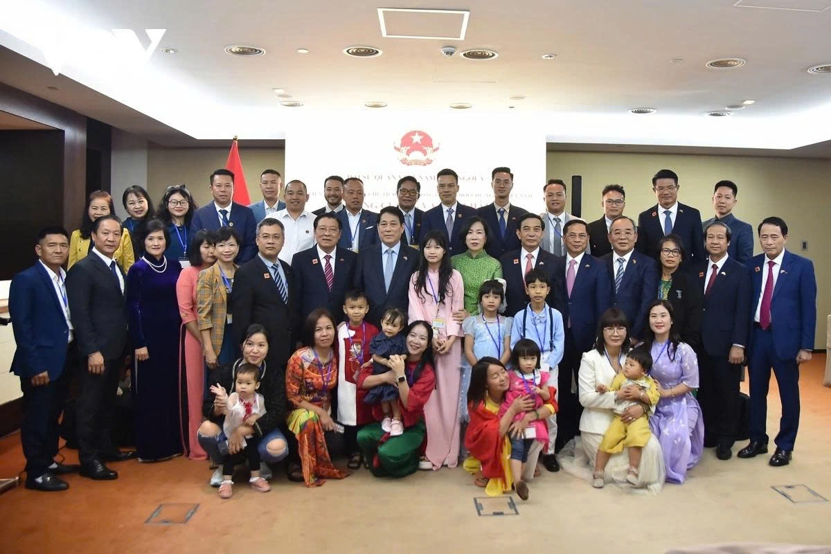 president luong cuong s africa tour in the spotlight picture 20