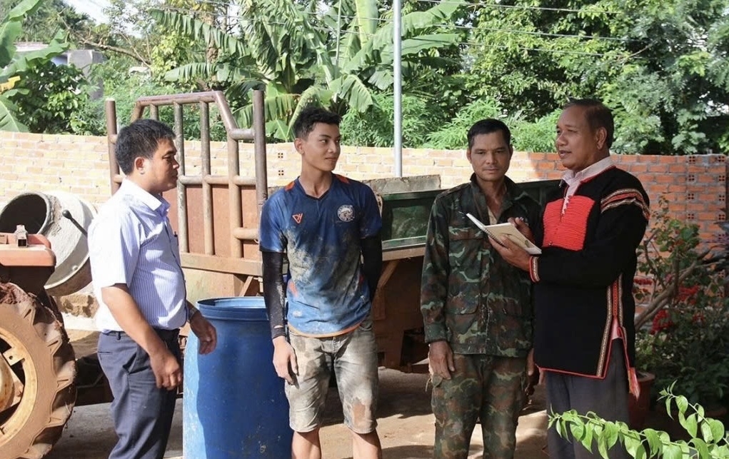 bo tu phap tap huan nang cao nang luc tro giup phap ly cho can bo co so tai Dak lak hinh anh 1