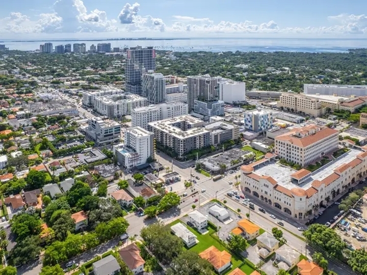 Bên trong khu phố đắt đỏ nhất nước Mỹ có gì?