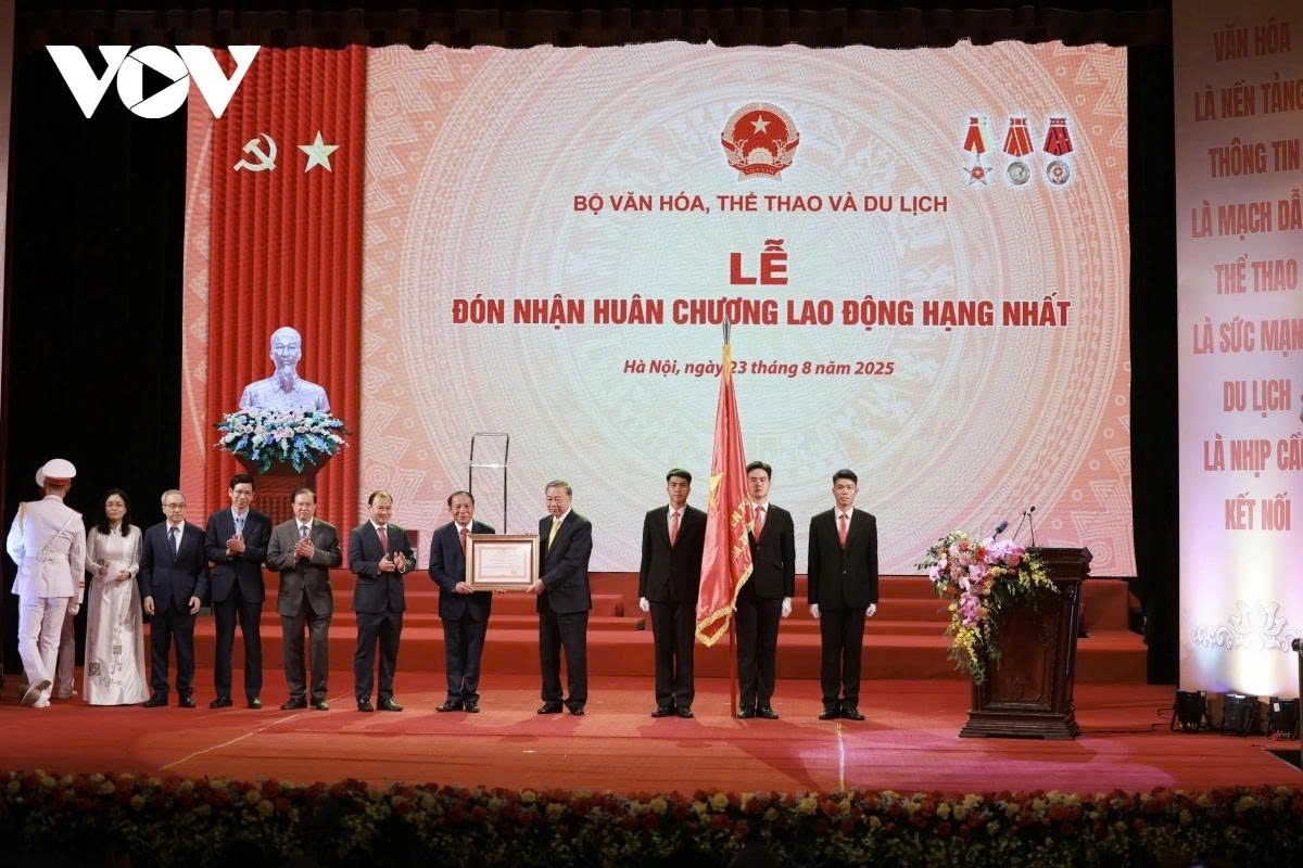 culture must take the lead, lighting the way for national development party leader picture 3 culture must take the lead, lighting the way for national development party leader picture 3