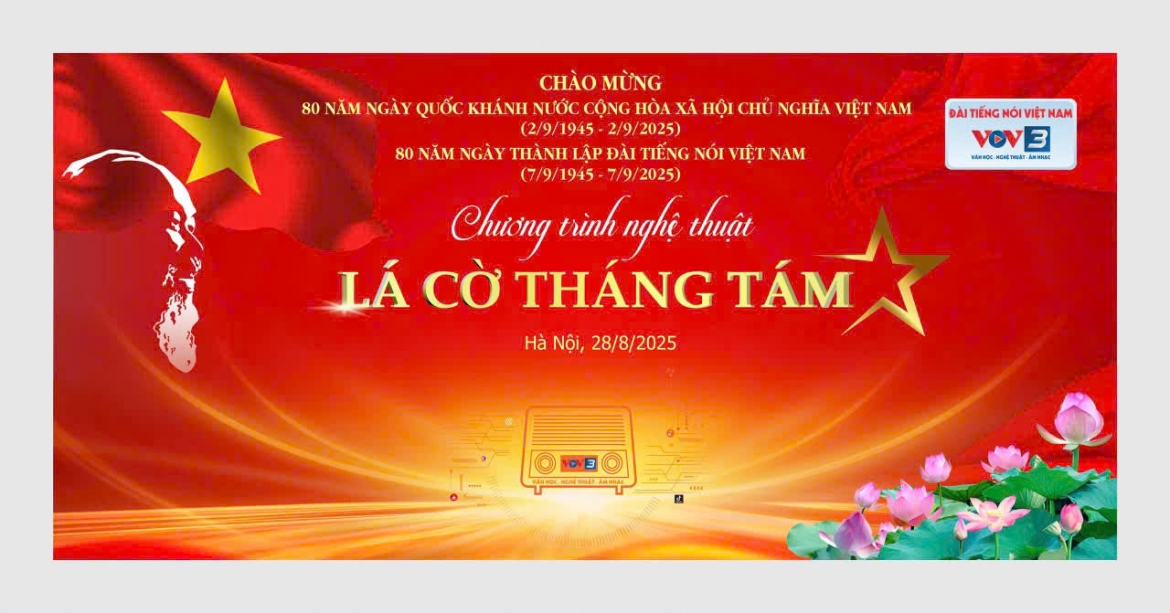  la co thang 8 hoa am nghe thuat tai hien mua thu cach mang 1945 hinh anh 1