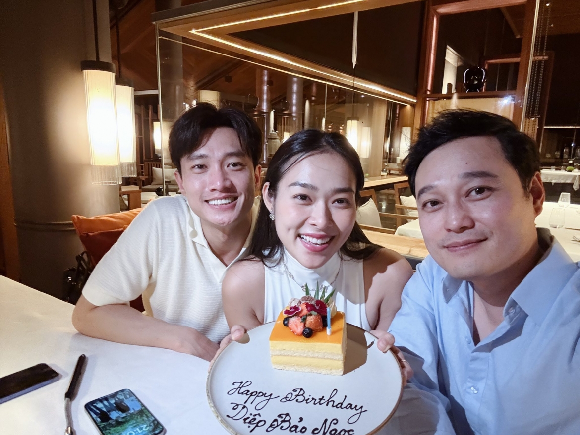 sao viet 3 8 nguoi mau le thu trang lam le cuoi hinh anh 2