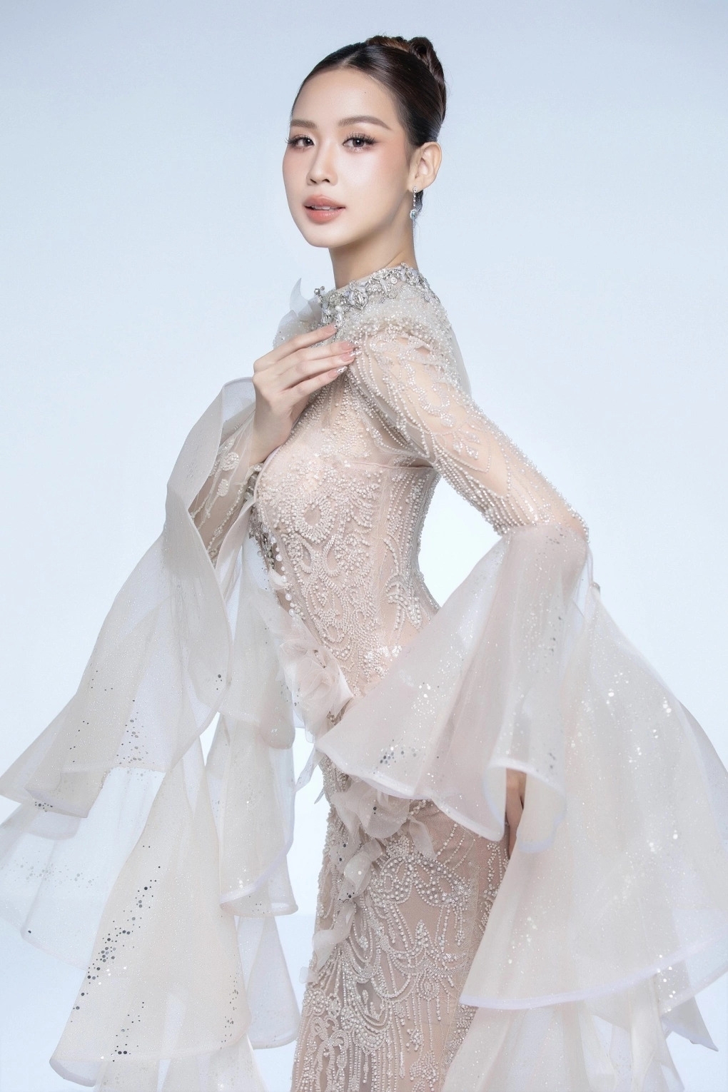 sao viet 9 8 le nguyen bao ngoc thi miss world 2026 hinh anh 1