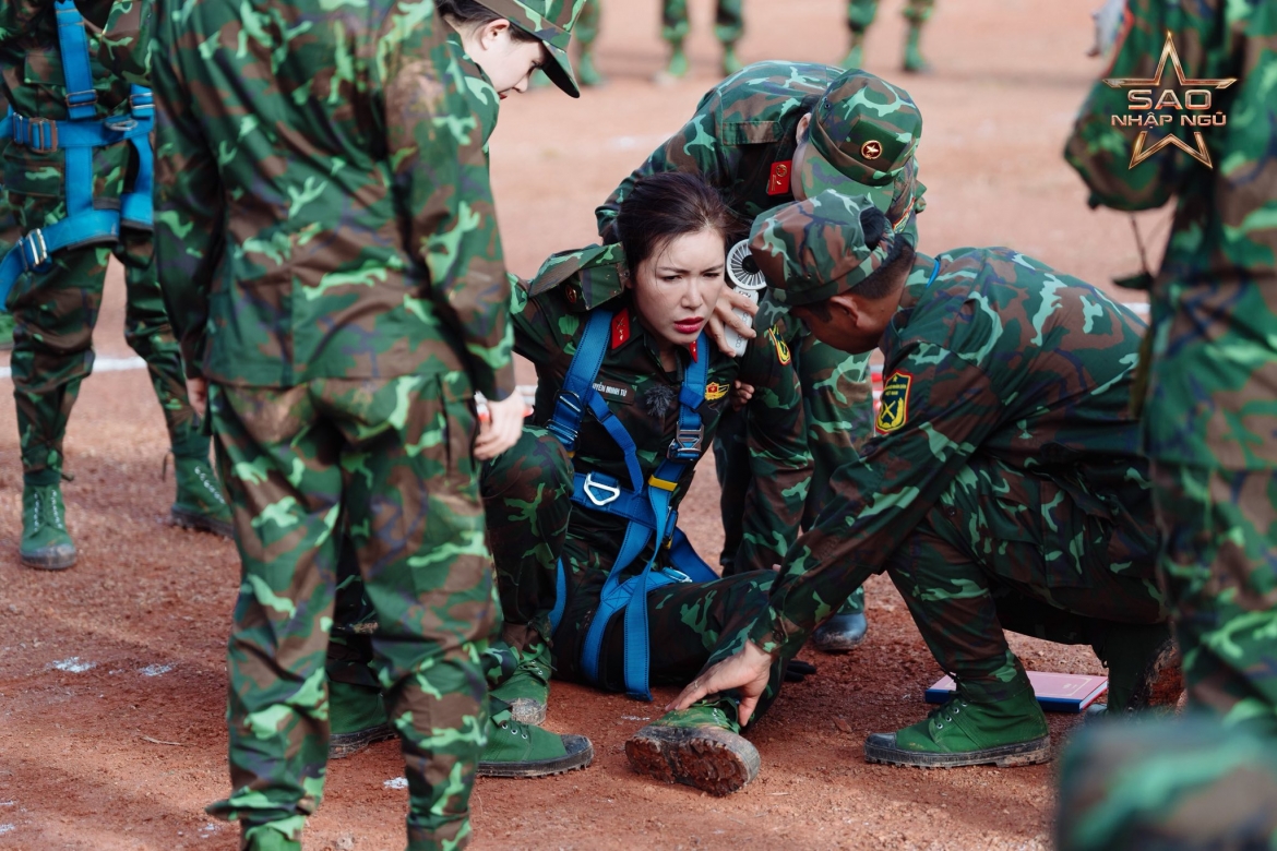 sao viet 31 8 minh tu bi chan thuong nghiem trong phai phau thuat hinh anh 1