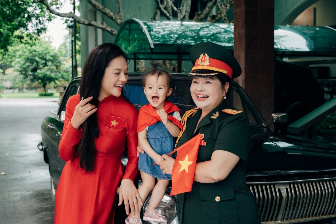 thu quynh dieu hanh a80, mang theo niem tu hao ve me la thuong ta quan doi hinh anh 4