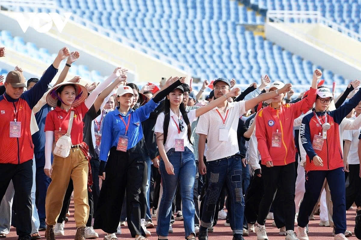 over 2,000 people from civic formations rehearse ahead of national day parade picture 8