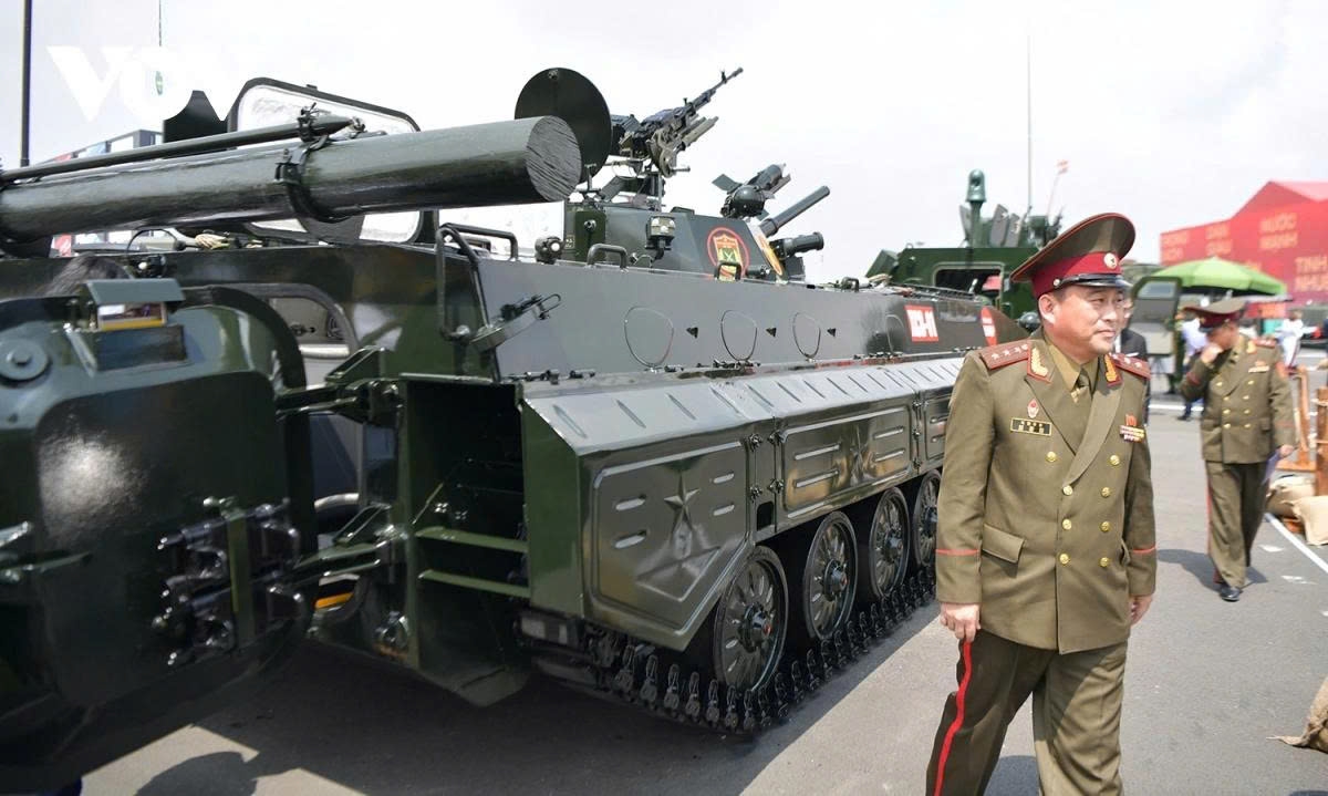 modern military hardware showcased at largest-ever exhibition in hanoi picture 7 modern military hardware showcased at largest-ever exhibition in hanoi picture 7
