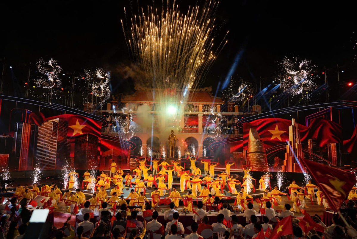 khan gia song lai khi the cach mang qua dem nghe thuat thoi co vang hinh anh 14