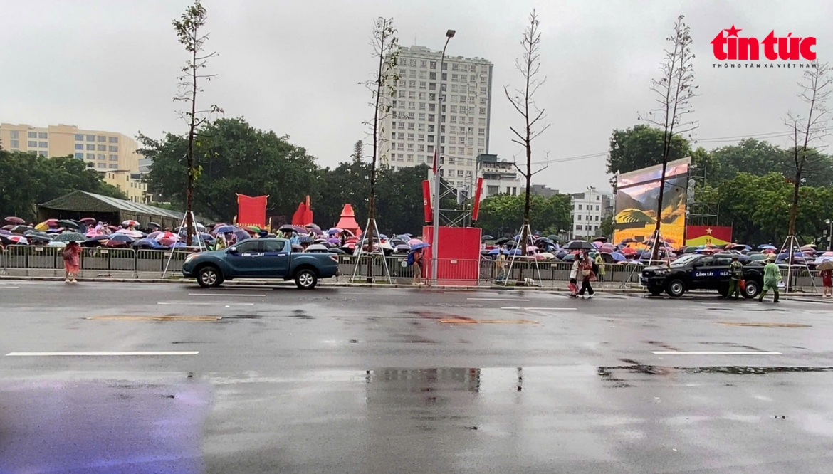 ha noi xu nghiem vu ban ghe giu cho xem le so duyet a80 hinh anh 7