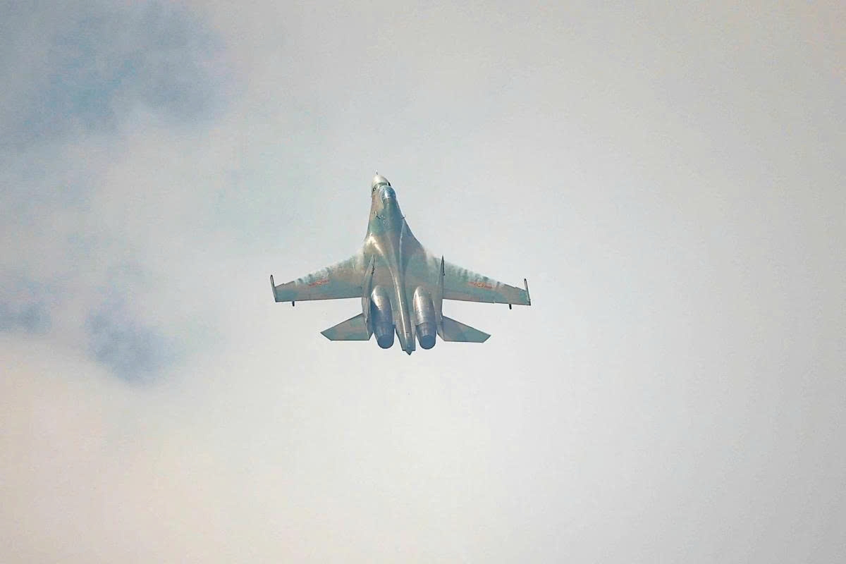 military helicopters, fighter jets rehearse over hanoi for national day parade picture 8 military helicopters, fighter jets rehearse over hanoi for national day parade picture 8
