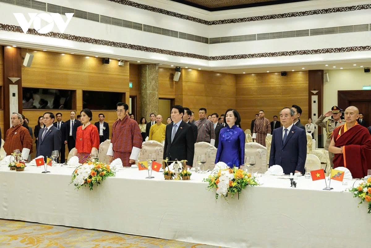 bhutanese king and queen s state visit to vietnam in the spotlight picture 9 bhutanese king and queen s state visit to vietnam in the spotlight picture 9