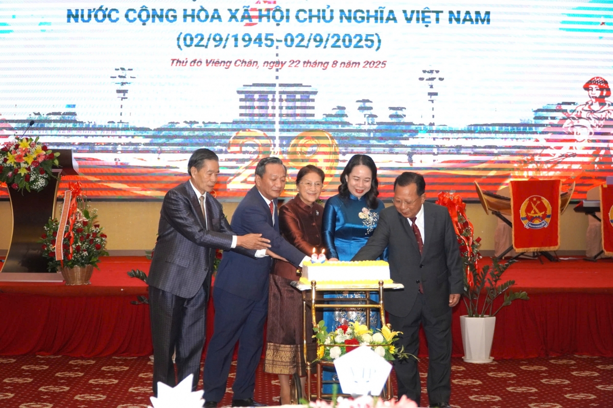 Đại sứ quán Việt Nam tại Lào kỷ niệm 80 năm Quốc khánh Việt Nam