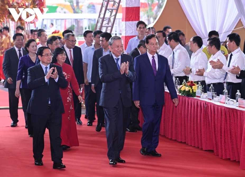 party and government leaders attend inauguration and groundbreaking of 250 projects nationwide picture 1