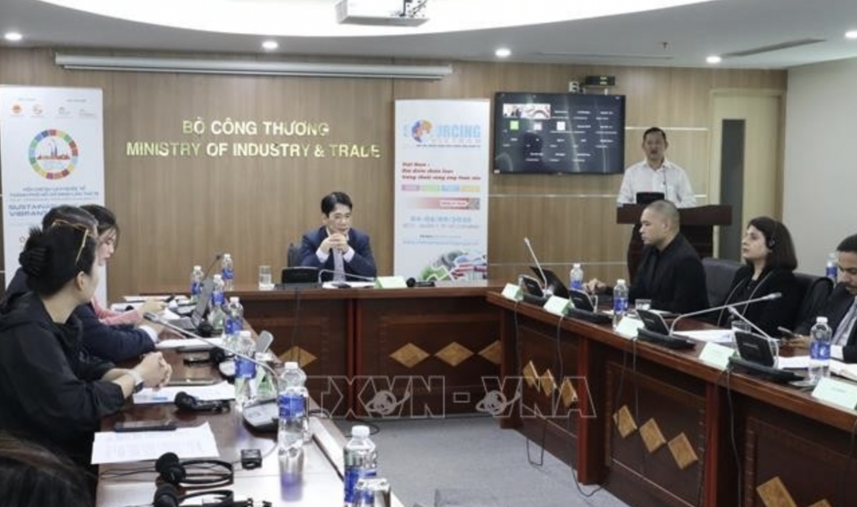 global trade volatility spurs vietnam s deeper integration into supply chains expert picture 1 global trade volatility spurs vietnam s deeper integration into supply chains expert picture 1