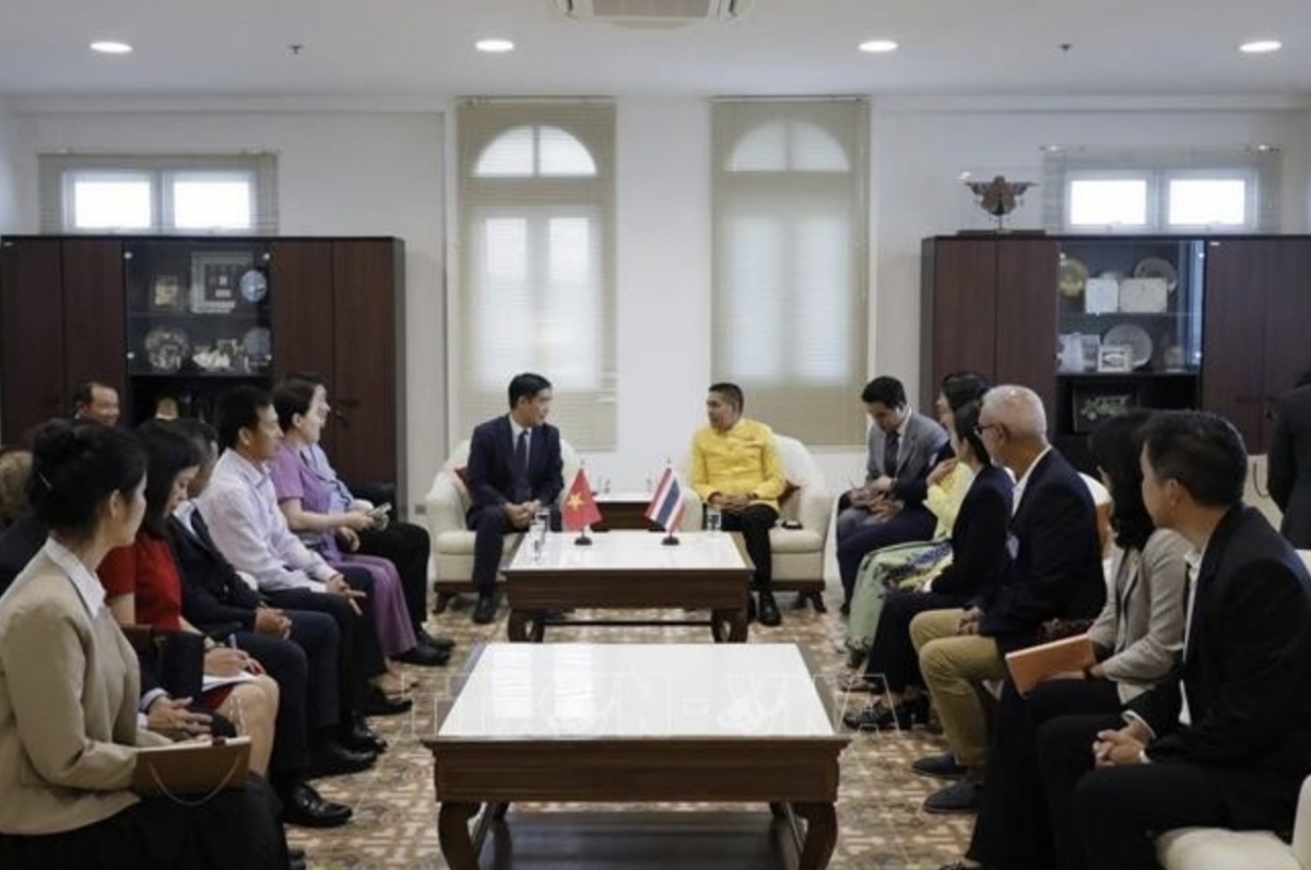 vietnamese ambassador explores aviation cooperation opportunities with phuket picture 1
