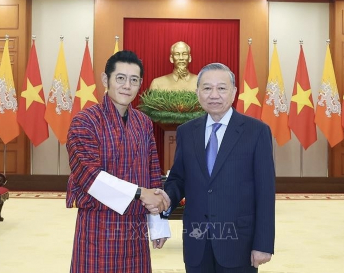 bhutanese king s visit creates opportunity to deepen multifaceted cooperation picture 1