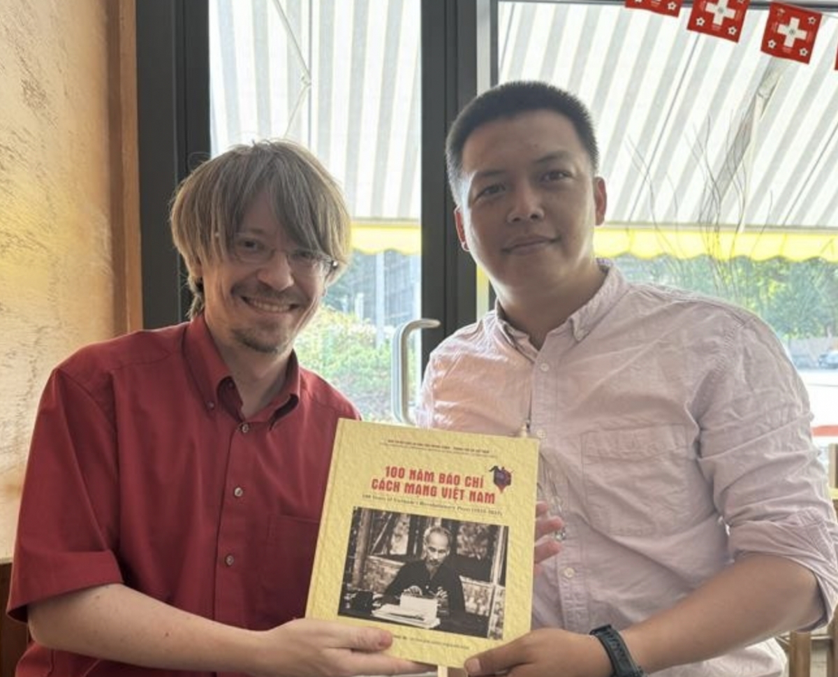 swiss politician hails vietnam s independent, non-aligned foreign policy picture 1