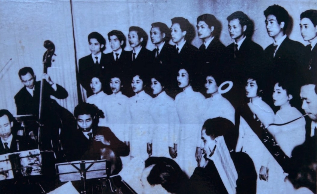 Chuỗi podcast "Sinh năm 1945": Overture Cánh sóng