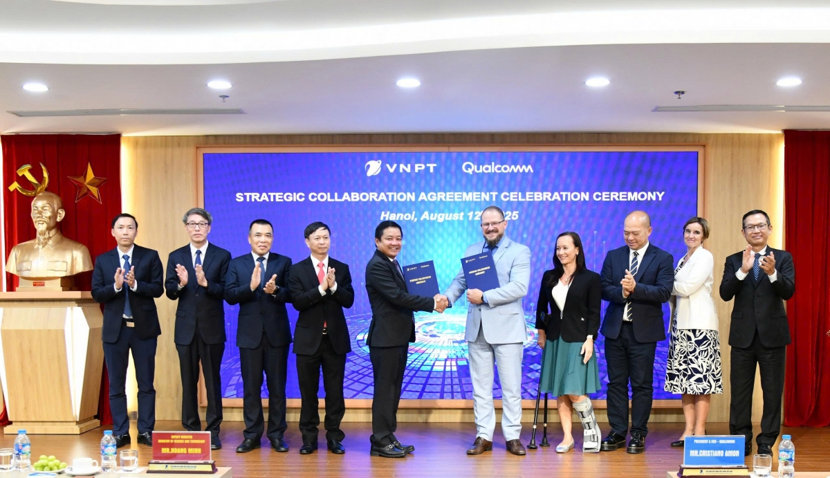 vnpt - qualcomm hop tac chien luoc huong toi thanh lap trung tam xuat sac hinh anh 1