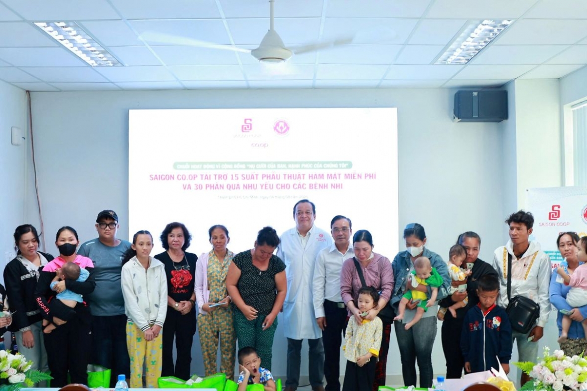 co.opmart, co.opxtra vua binh on vua khuyen mai dam cac san pham hoc duong hinh anh 2