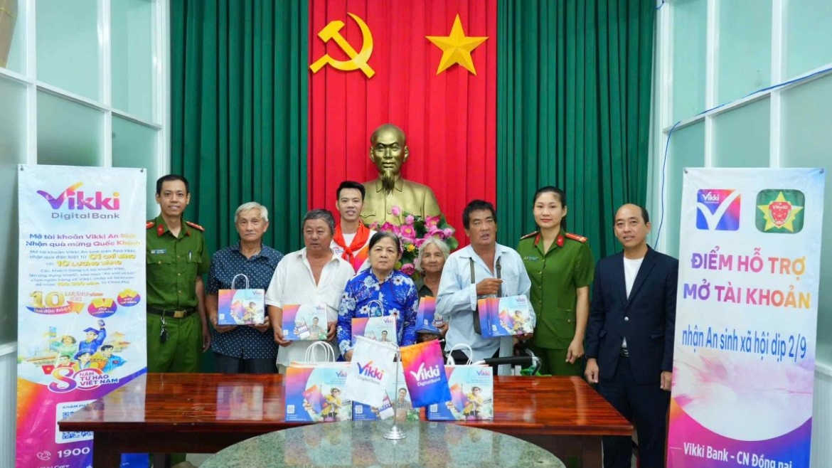 vikki tang vang sjc, chi vang cho khach hang mo tai khoan an sinh hinh anh 5