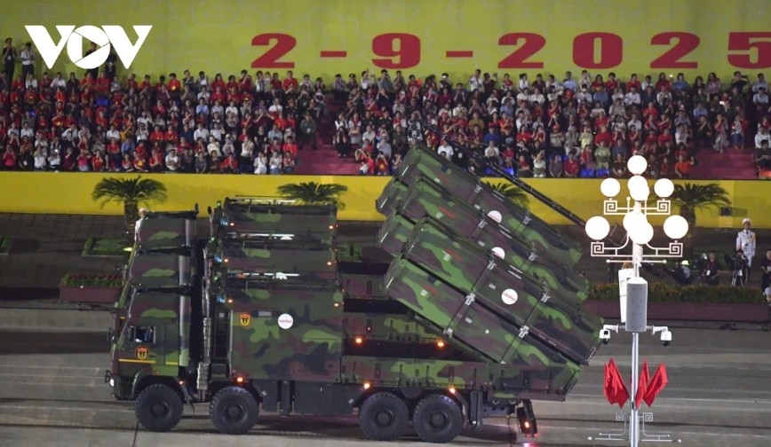 close-up of military hardware at state-level parade rehearsal for national day picture 9 close-up of military hardware at state-level parade rehearsal for national day picture 9