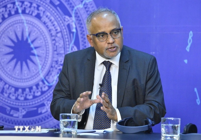 vietnam has made remarkable economic progress adb country director picture 2 vietnam has made remarkable economic progress adb country director picture 2
